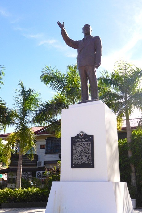 President Manuel A. Roxas Monument